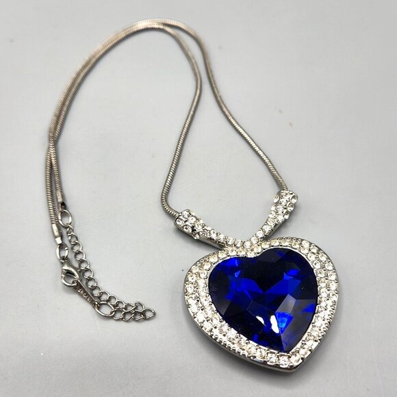 Titanic Necklace Heart of the Ocean 10K RGF - Picture 1 of 13